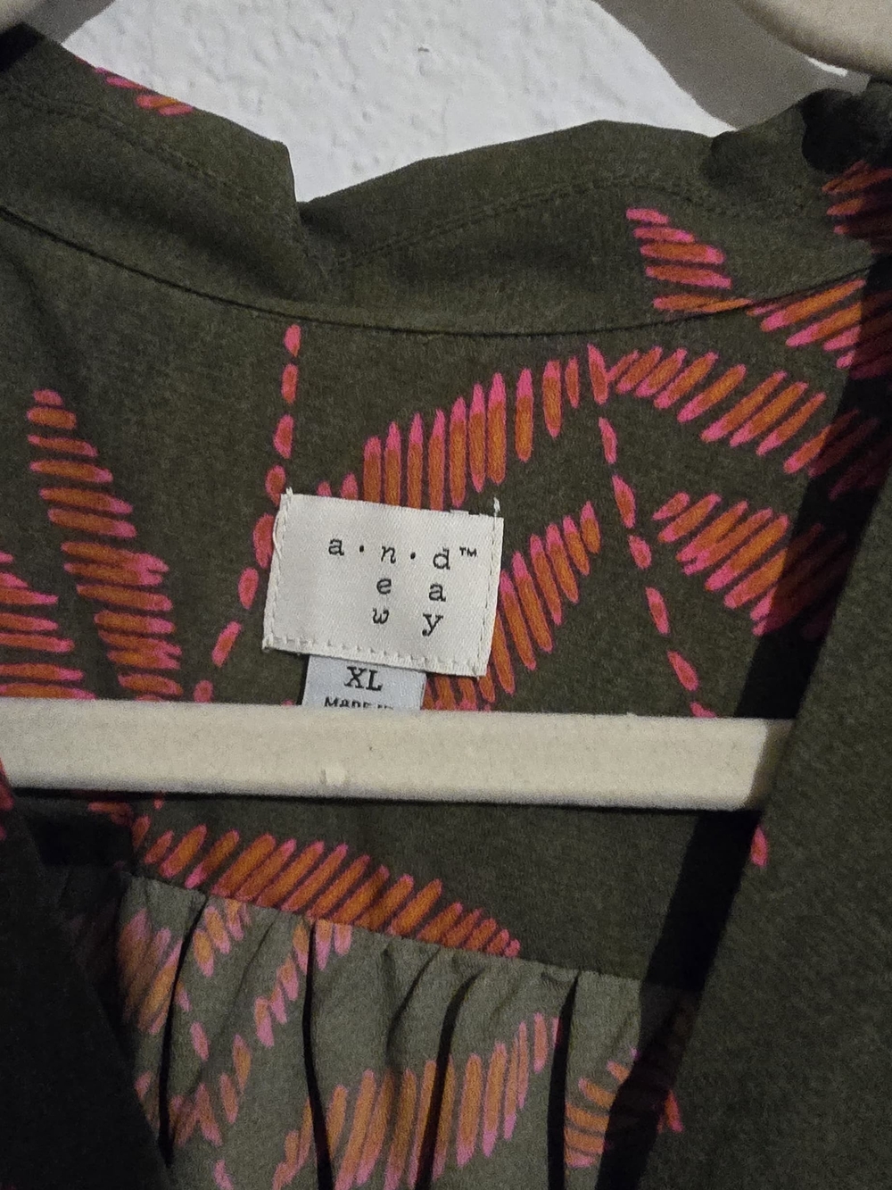 andnewday Olive Pink Orange Printed Button-Front Dress (XL)